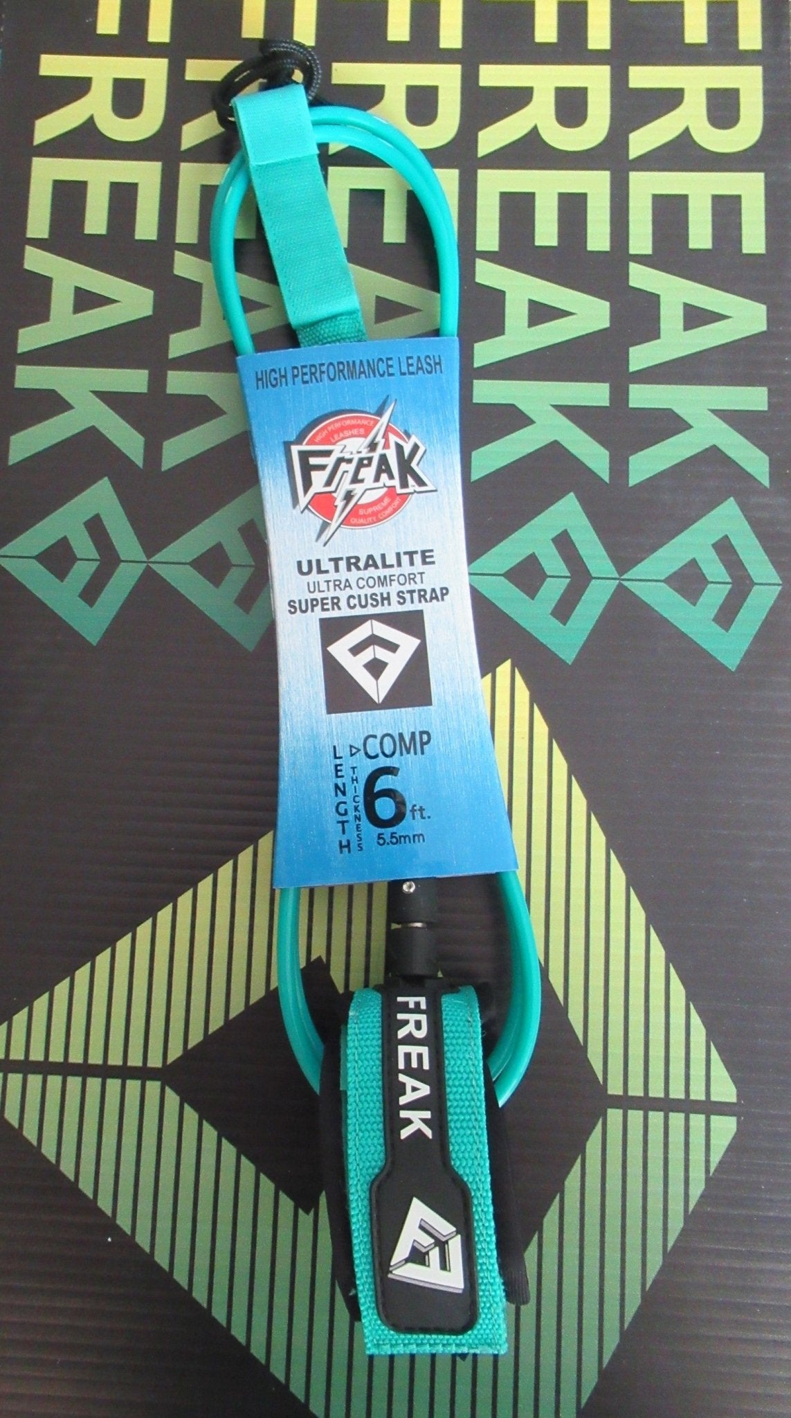 Leash de surf Freak Traction 6' Comp de 5.5mm de diamètre et de couleur turquoise - CM Surfing