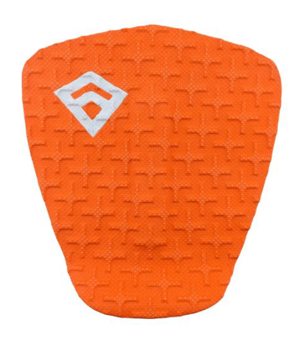 Pad de Surf signé Brad Domke modèle Dom II de couleur orange avec le logo Freak Traction de couleur blanche - CM Surfing